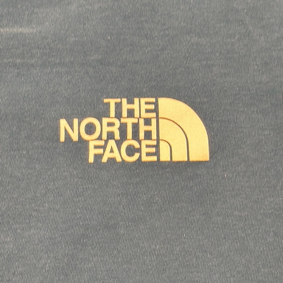 The North Face Blue T-Shirt Short Sleeve Women’s Size Medium - Picture 2 of 5